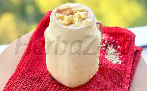 Apple Pie Smoothie with Quinoa Flakes