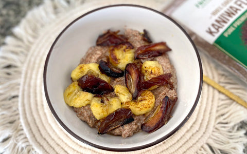 Kaniwa Flakes Porridge with Caramelized Banana and Dates