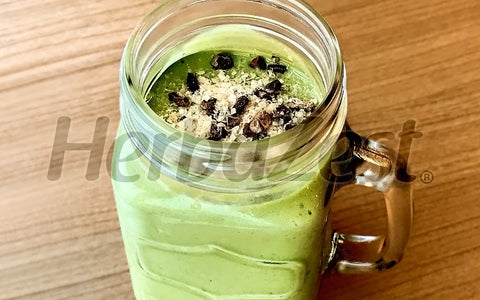 Mango Matcha Smoothie with Amaranth Flakes