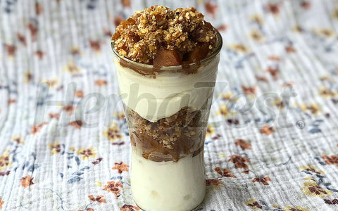 No-Bake Apple Cheesecake with Quinoa Flake Crumble