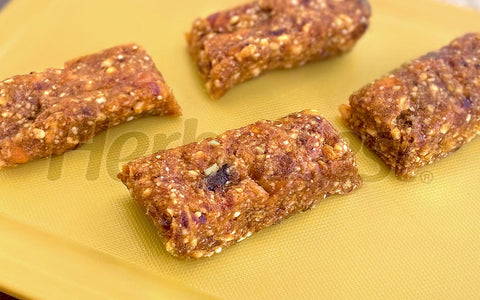 Sacha Inchi Cashew Date Bars