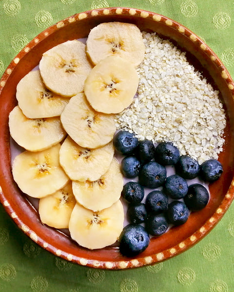Hormone-Balancing Smoothie Bowl with Maca and Tofu