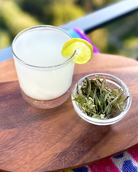 Lemonade Sweetened with Stevia Leaves