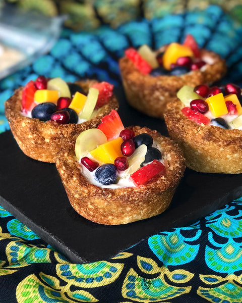 Quinoa Flake Cups with Fruits