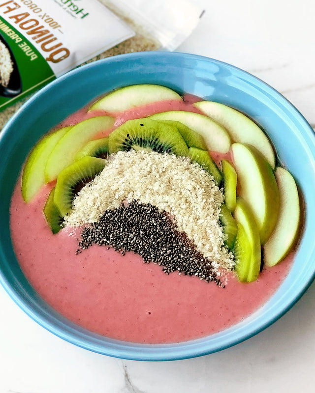 Strawberry Smoothie Bowl with Quinoa Flakes – HerbaZest