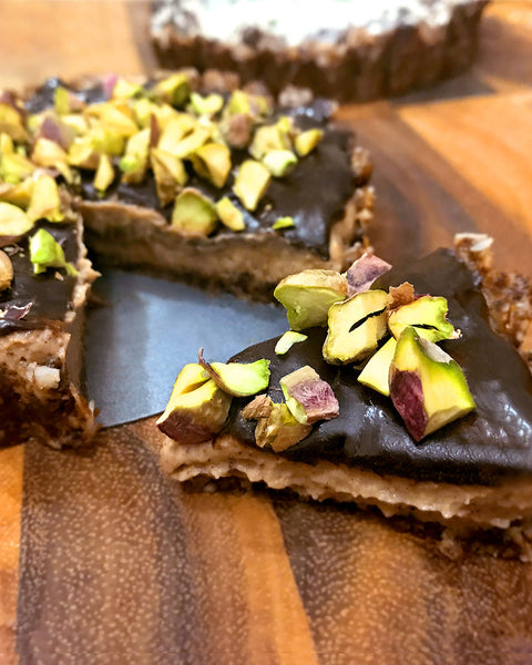 Vegan Aguaje Cream Tarts with Pistachios